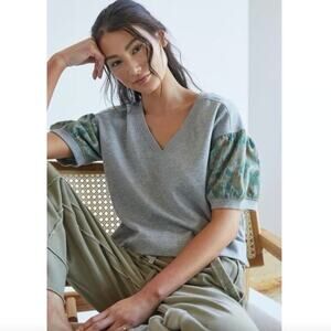 [Anthropologie] Daily Practice Puff Sleeve Camo Print V-Neck Top NWT Sz Small S